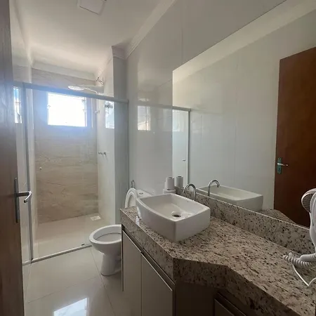Residencial Algarve Apartment Patos de Minas Exterior photo